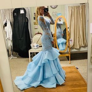 COPY - Light blue Lace Sherri Hill Mermaid Prom D…